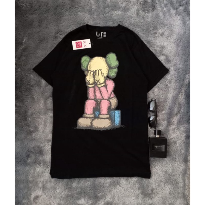 KAOS UNIQLO / TSHIRT UNIQLO x KAWS TOKYO PREMIUM DISTRO FULLTAG & LABEL TERMURAH-3