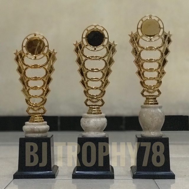 Paket Piala Satu Set Marmer