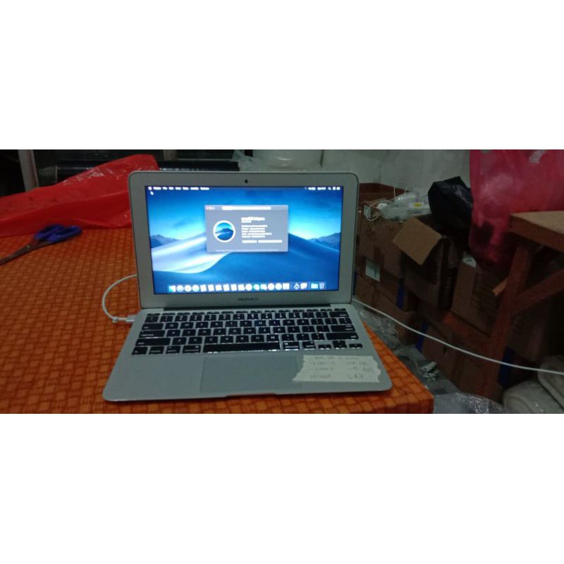 OBRALL..MIC AIR 11 INCH 2015..RAM 4GB..SSD 256 ..CORE I5..MULUSS