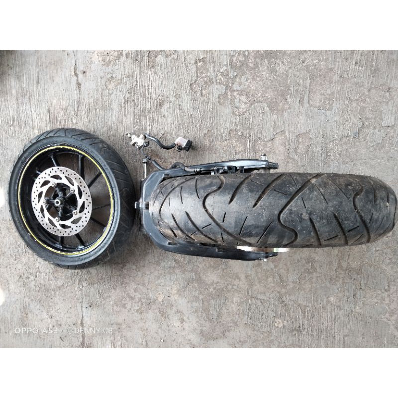 swing arm set velg Yamaha R15 vva swing arm R15 vva swing arm set velg R15 v3