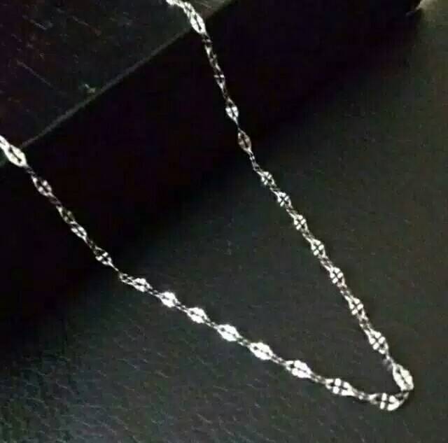 KALUNG TITANIUM MODEL PECAH KOPI SILVER FASHION PRIA - WANITA