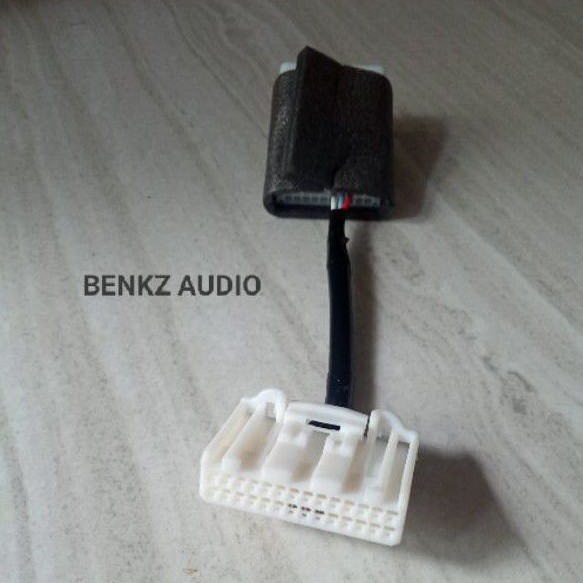 Soket remot stir Headunit Toyota 28 pin ke 20 pin original