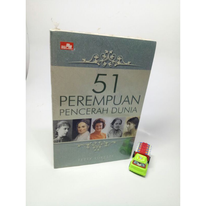 

BUKU novel 51 Perempuan Pencerahan Dunia