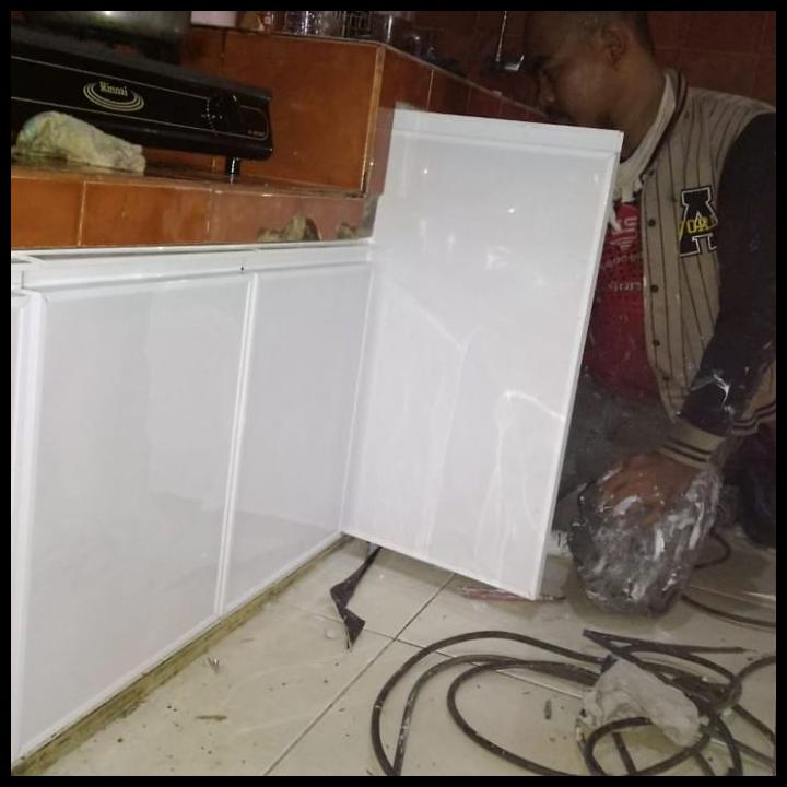 Kitchen Set Alumunium, Pintu Kitchen Set