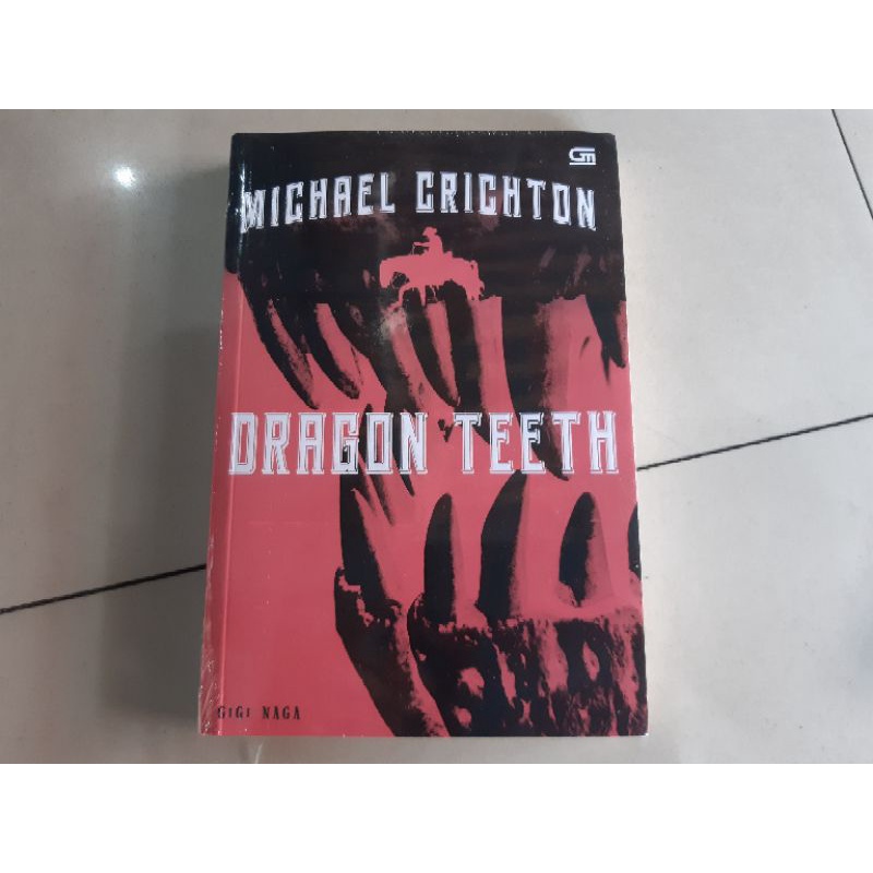 Jual Novel Dragon Teeth (Gigi Naga) - Michael Crichton | Shopee Indonesia