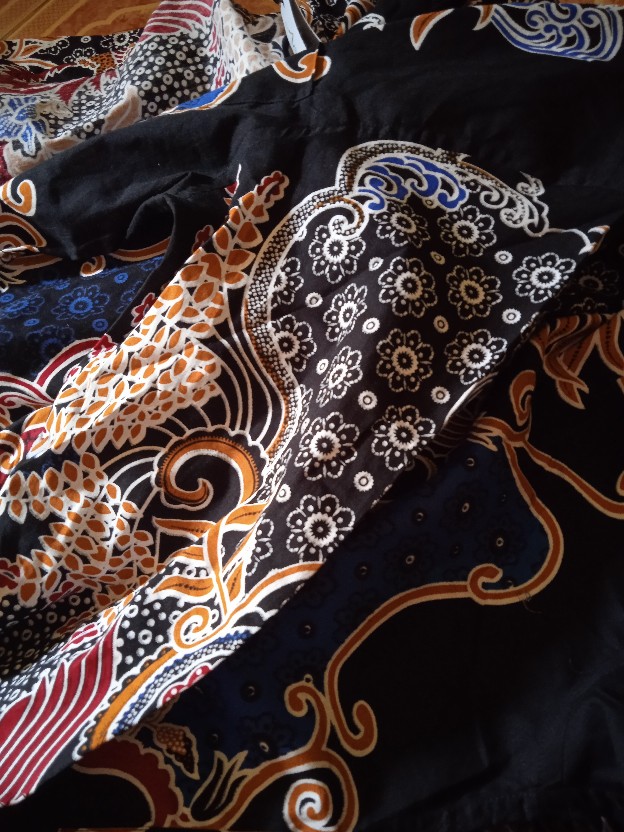 Agrapana Baju Batik Pria Lengan Panjang Batik Premium Kemeja Batik Pria Lengan Panjang Modern Gora