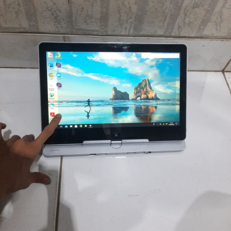 Laptop Tablet Touchscreen 2 in 1 HP Elitebook Revolve 810 G3 Cor i7-5600U Ram 8GB SSD 256GB Windows 10 Mulus Fulll Aplikasi