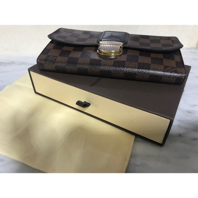 preloved Dompet LV cewek/wanita Second thn 2012 Ori