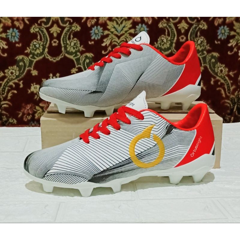 SEPATU BOLA ORTUS BBS JOGOSALA MURAH
