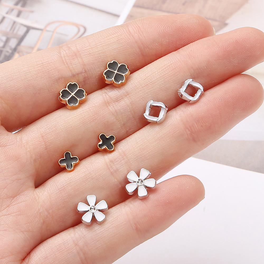 100 Pasang / Set Anting Stud Berlian Imitasi Akrilik Bentuk Bunga Bintang Geometris Warna Emas Perak Untuk Wanita