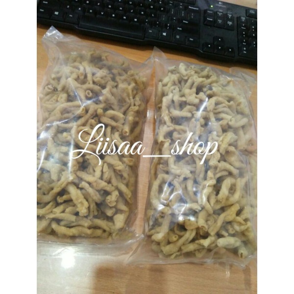 

Kripik Usus Ayam Cemilan Keripik Gurih Renyah 500gr Original Cemilan