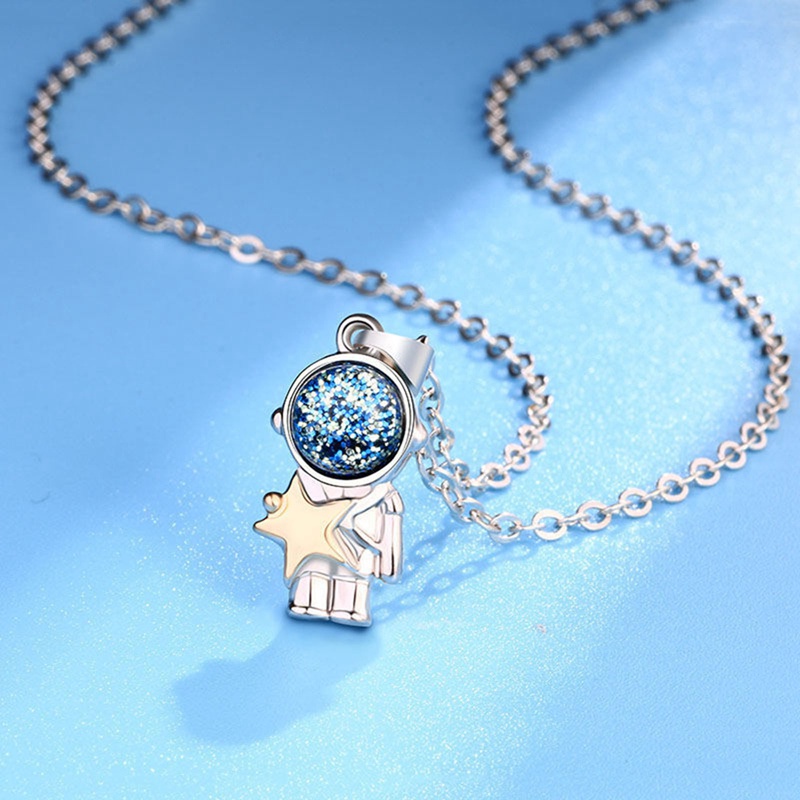 2Pcs New Personality Cute Astronaut Fashion Couple Pendant Necklace Hip Hop Style