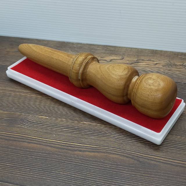 Alat pijat terapi kayu CENDANA wangi original HK 204