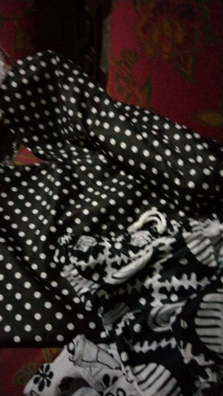 Hot Pants Celana Tidur/santai Wanita Motif Hitam Gronding Bahan Halus & Adem