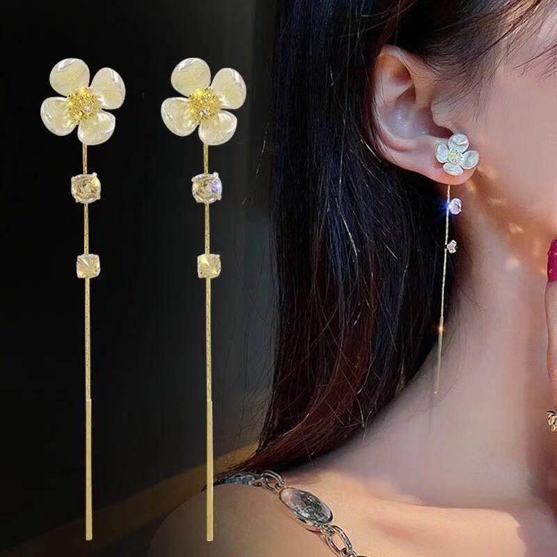 Anting Bunga Berpohon Panjang Kristal Sintetis Aksesoris Wanita Korea Elegan