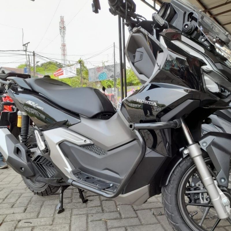 Crashbar Tubular ADV 160 Pelindung Body ADV 160 Dudukan Lampu Tembak ADV 160