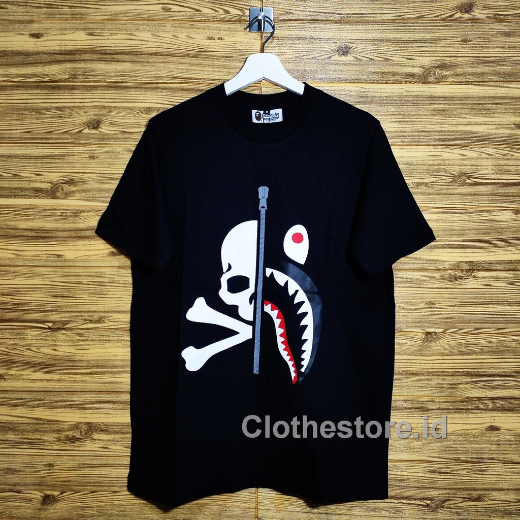 1378 KAOS BAJU TSHIRT BAPE SHARK HALF MASTERMIND WHITE BLACK KAOS BAPE HIU