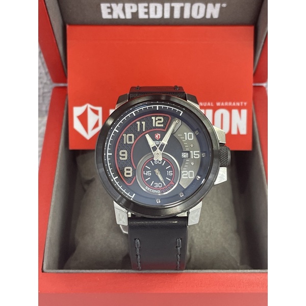 expedition e6825m pria kulit