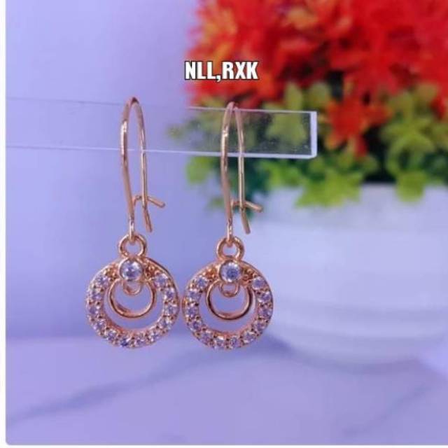 Anting titanium import kode 15 dan anting Salib ,awet,tahan lama