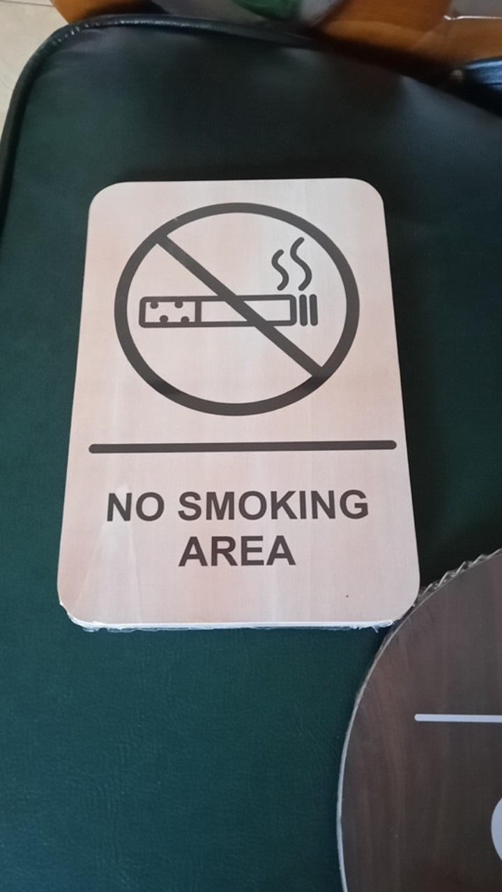 Signage - No Smoking Area