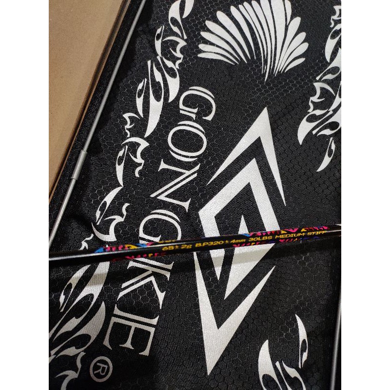 Raket gongke original