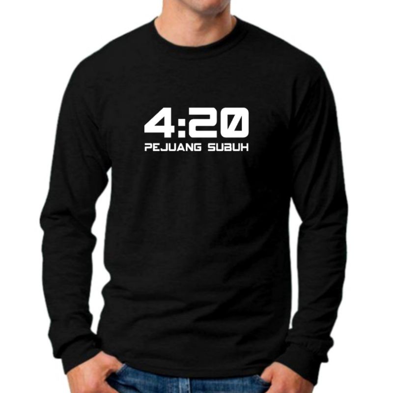 Kaos Islami Lengan Panjang Pria Motif Pejuang Subuh 4:20 - Hitam