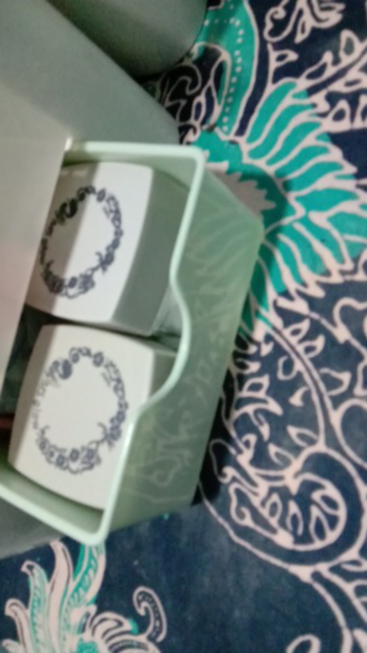 Kotak Organizer Tempat Penyimpanan Perlengkapan Kosmetik Perhiasan Rak Make Up