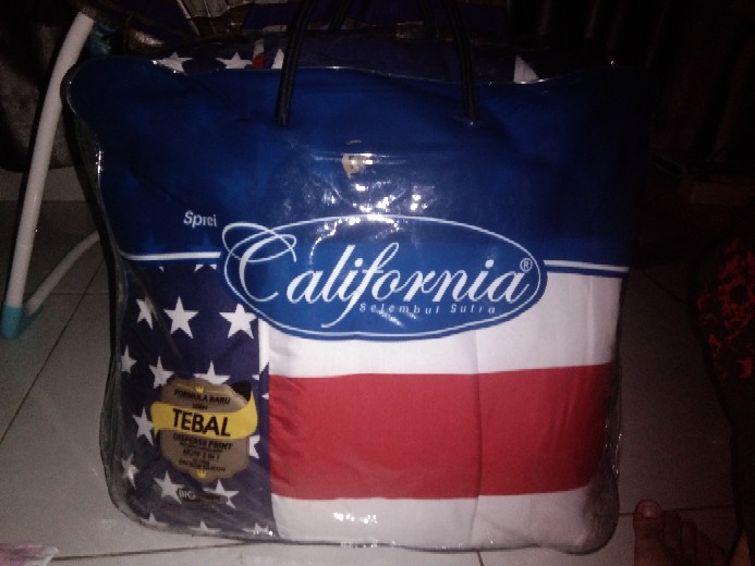 2 Kg Bedcover Rumbai Bonita Kartini 180x200