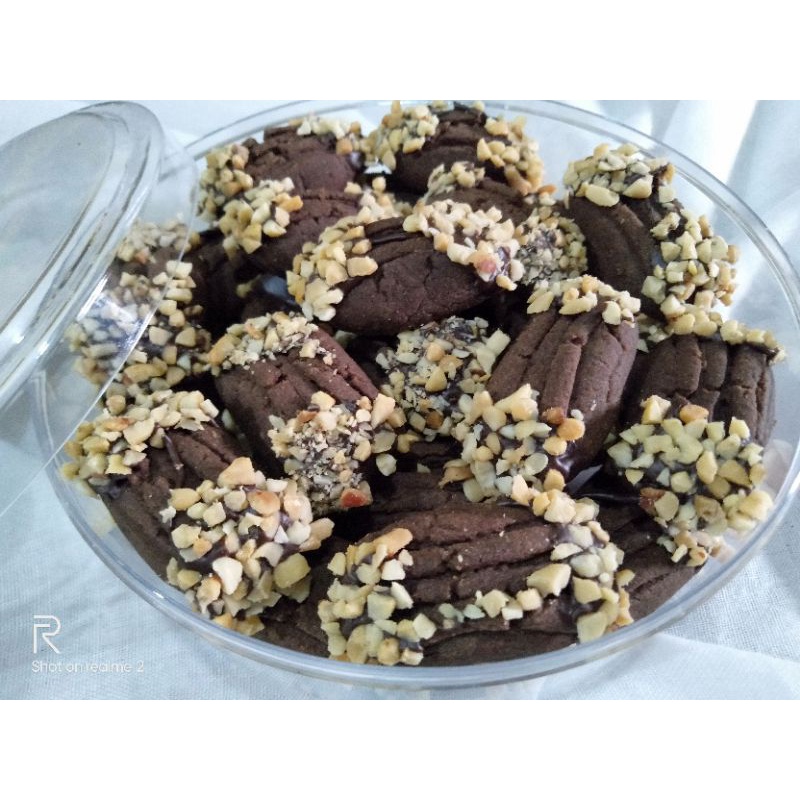 

Kue Coklat Kacang 500gr