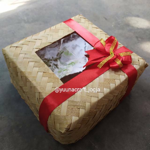

Besek natural mika pita besek nasi besek natural besek mika besek pita hampers besek hias besek pita