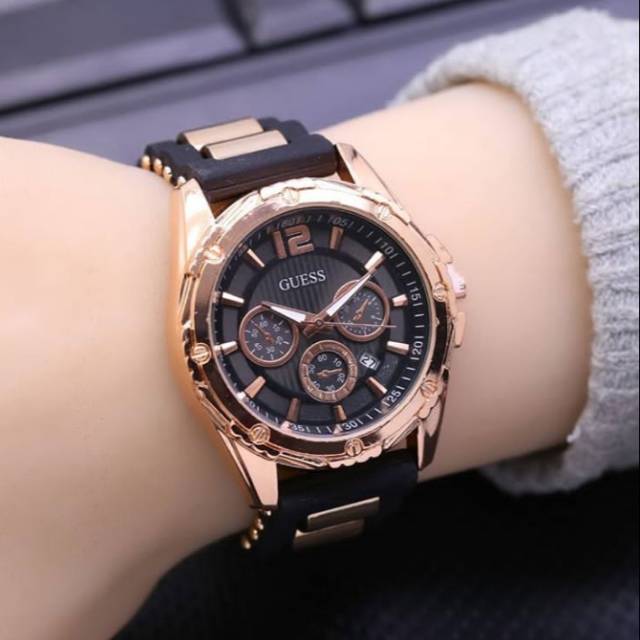 Jam tangan Guess Rubber