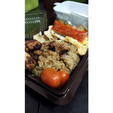 

Nasi box-Nasi Kebuli Ayam by dhelineboxes food