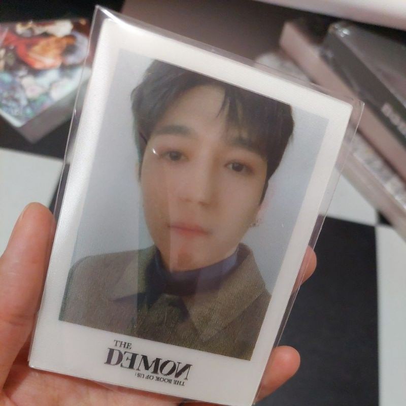 DAY6 - Official Lenticular Photocard Benefit PO DAY6 dari album THE DEMON (Sungjin)