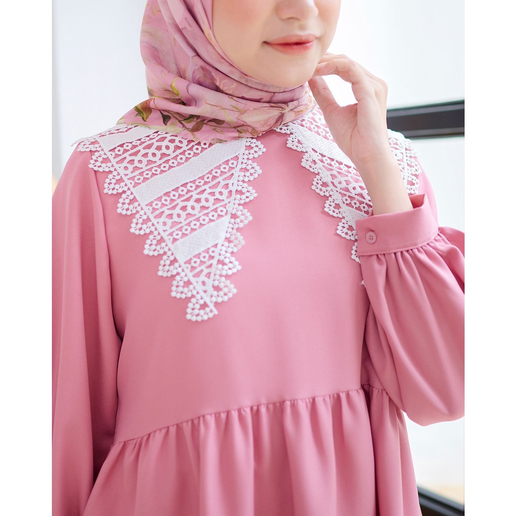 SHIKA BLOUSE