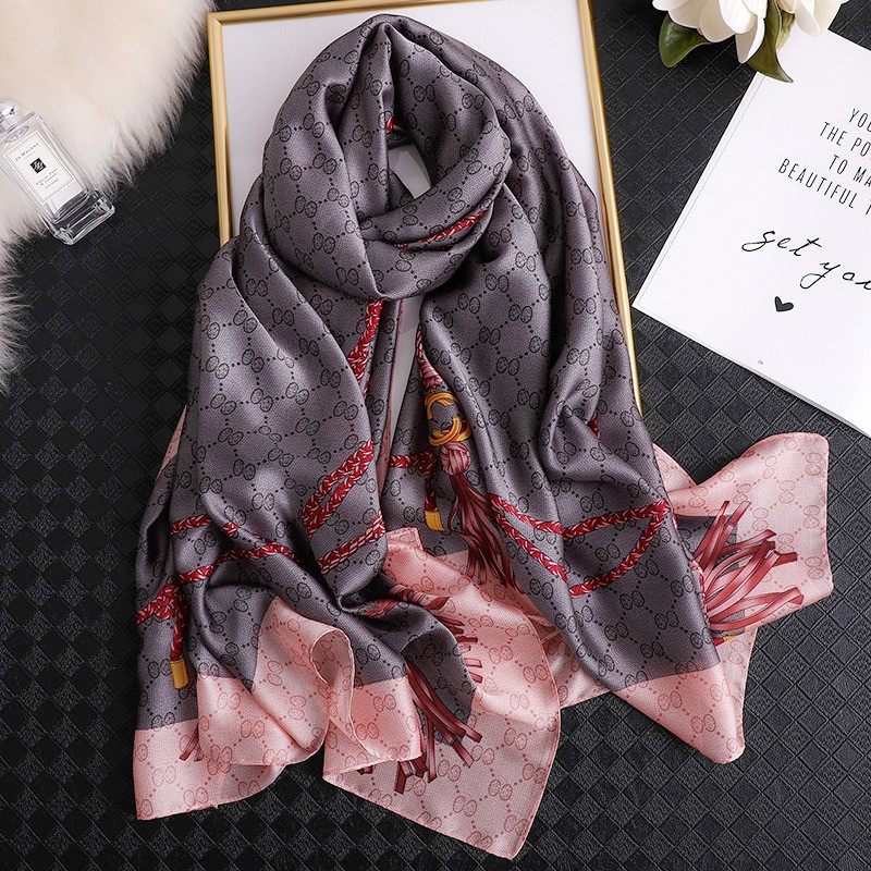 Gemme Scarf Syal Shawl Motif GG Import Silk