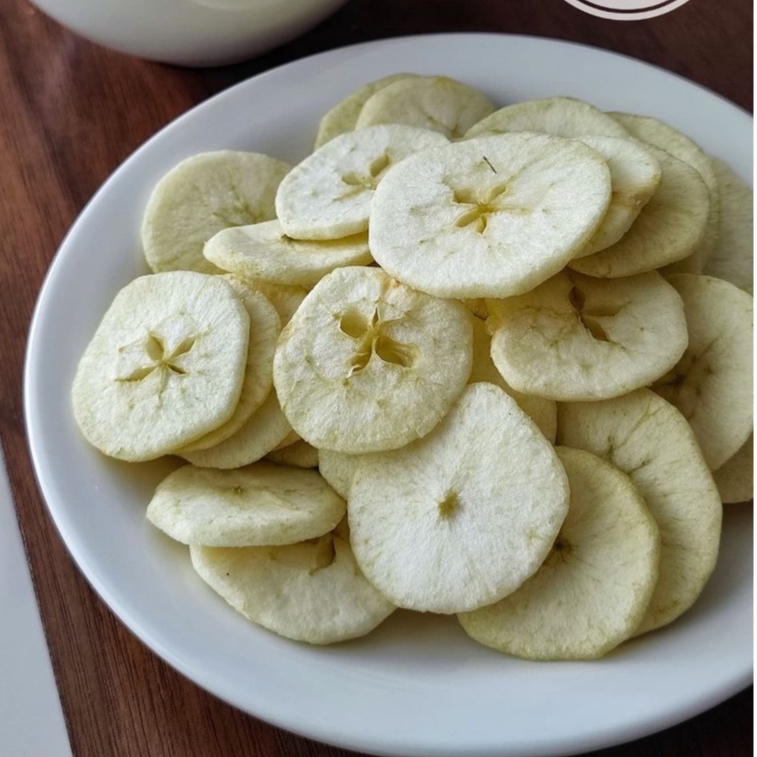 

KERIPIK APEL MANIS CRISPY | KERIPIK BUAH PREMIUM