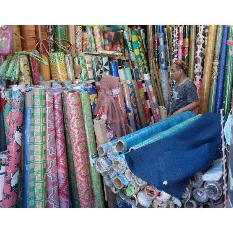 KARPET TIKAR LANTAI PLASTIK  PERLAK LANTAI VINYL LANTAI