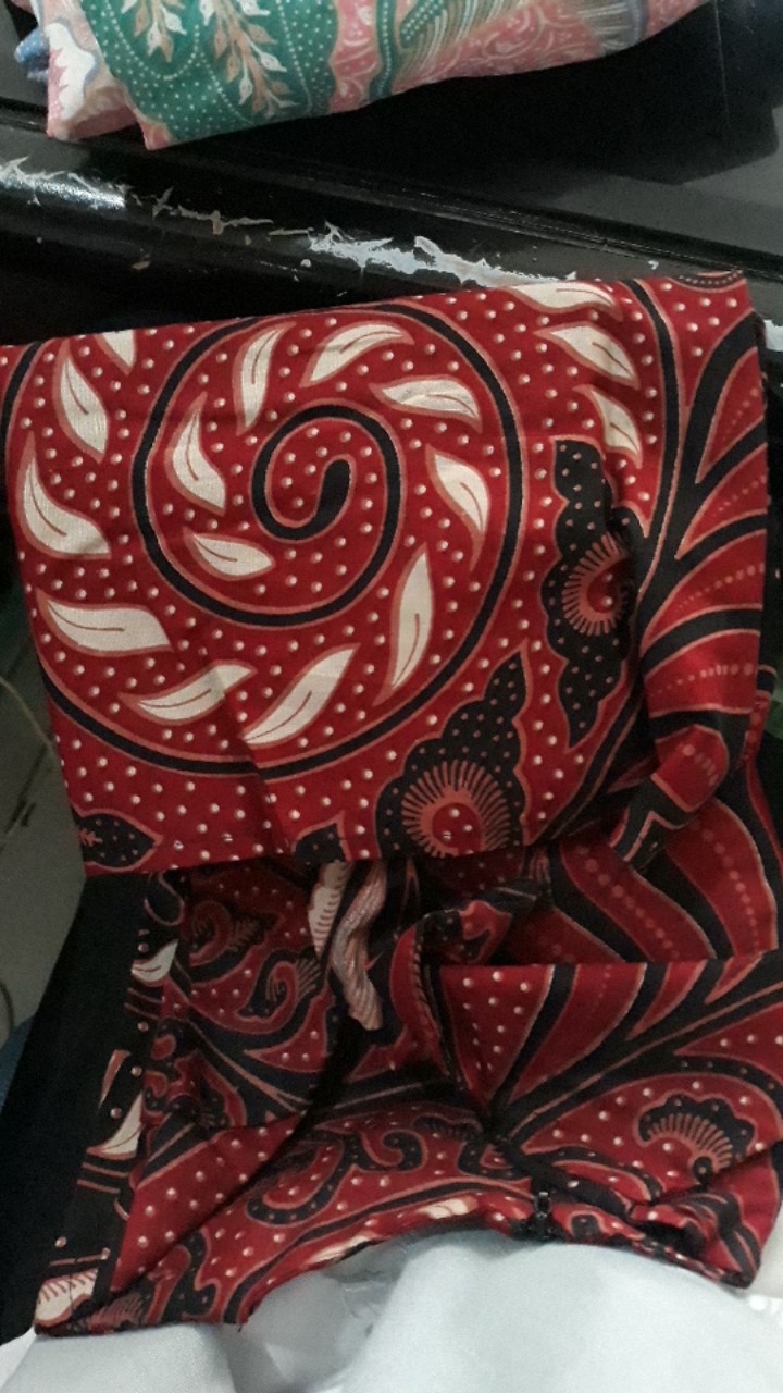 Atasan Batik Wanita Kerja Kantor Ori Shabirah Batiksolo Blouse Blusebatik Batikmodern .