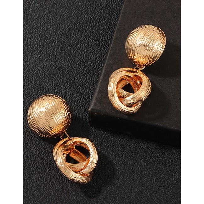 LRC Anting Tusuk Fashion Gold Alloy Circle Earrings D27993