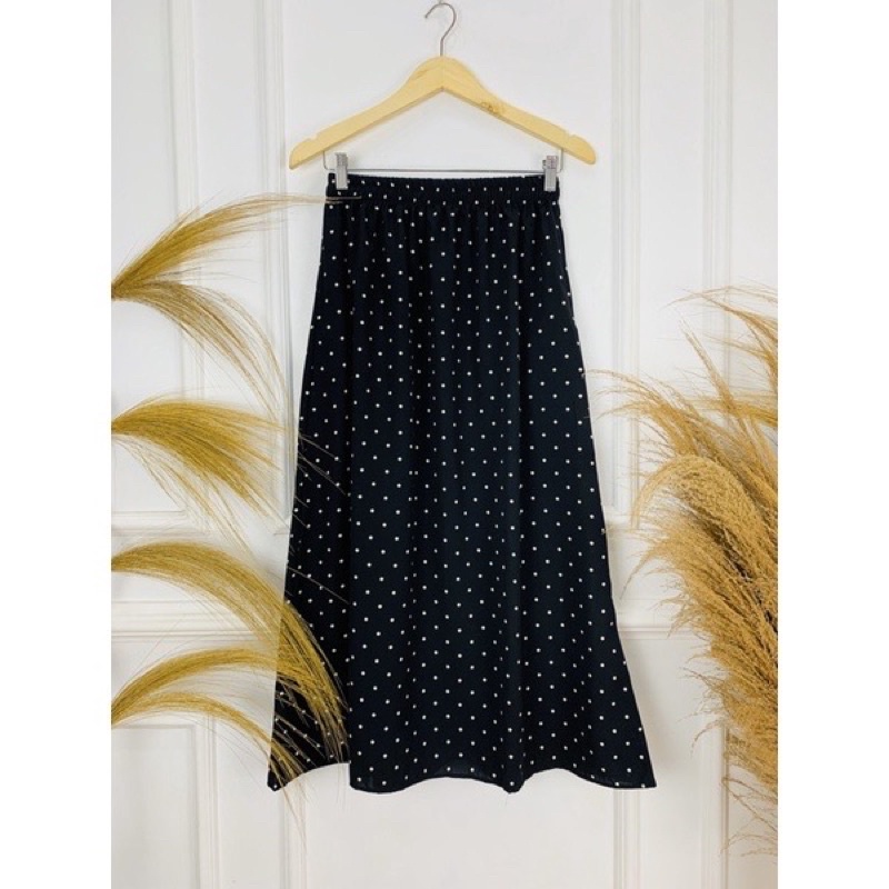 WOW - Rok Polka Skhirt Polkadot-HITAM