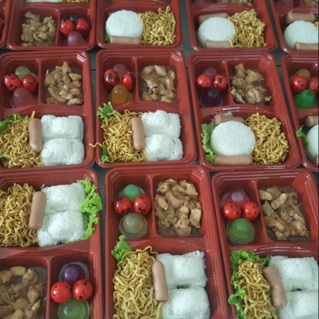 

Nasi bento 20.000-35.000