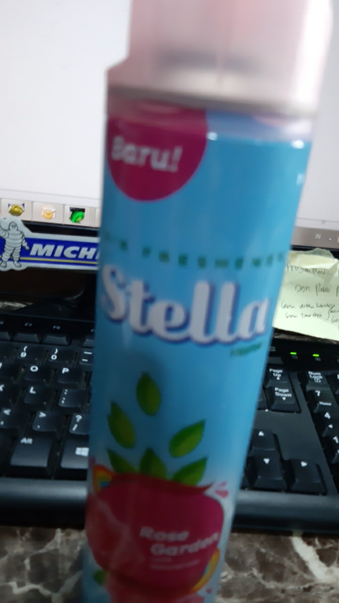 Stella Air Freshhener Home(kaleng 200 Ml)