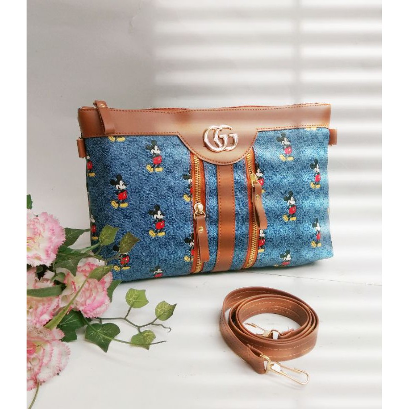 PTM-clutch bag motif karakter mickey