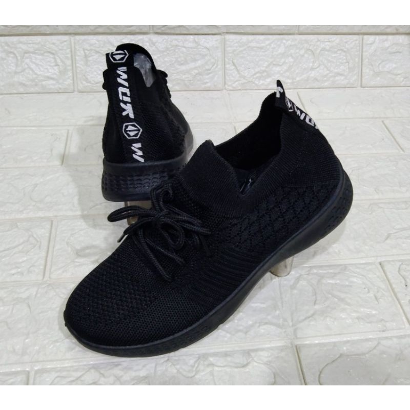 Terbaru Sepatu Rajut Kdm Import//Sepatu Running//Sepatu Slip On Wanita//Full Black.