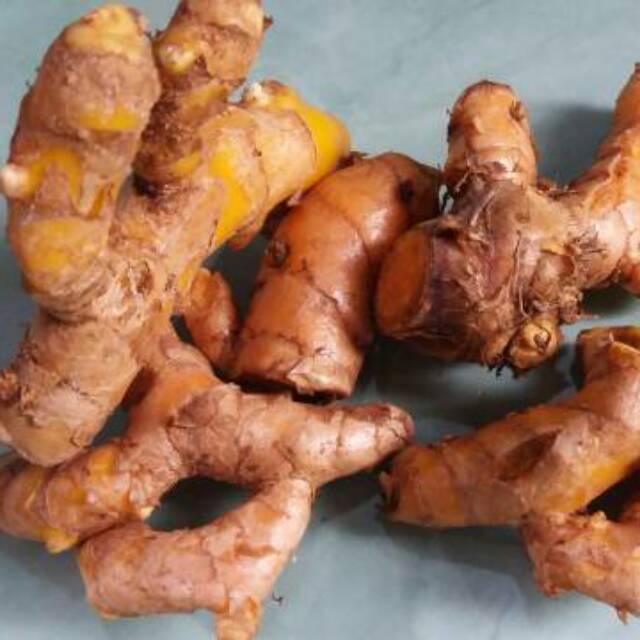 

Temulawak segar 1 Kg khasiat temulawak organik⠀⠀