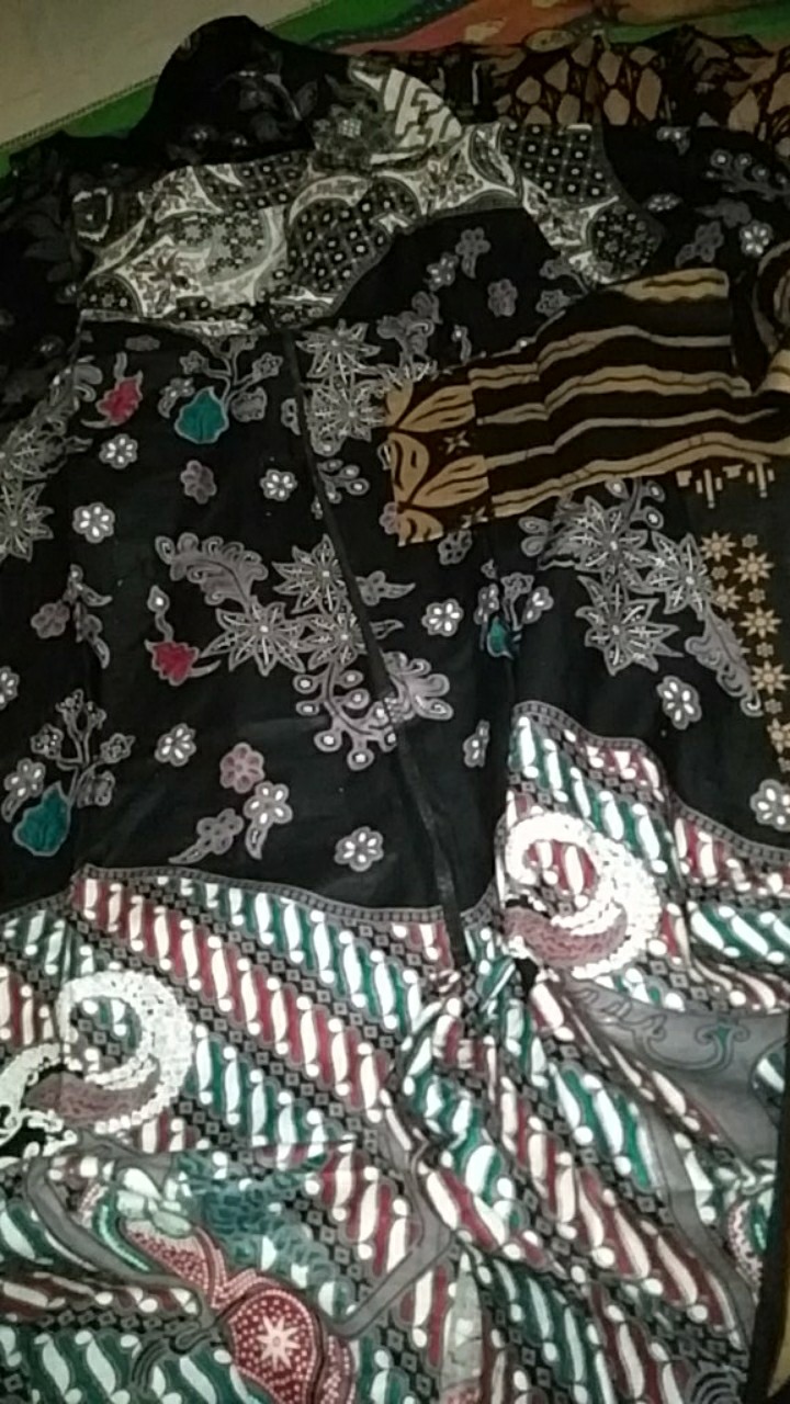 Atasan Batik Dolby Dolbi Dobby Doby Tenun Sutra Tulis Halus Katun Atbm Baron ,sarombit Atasan