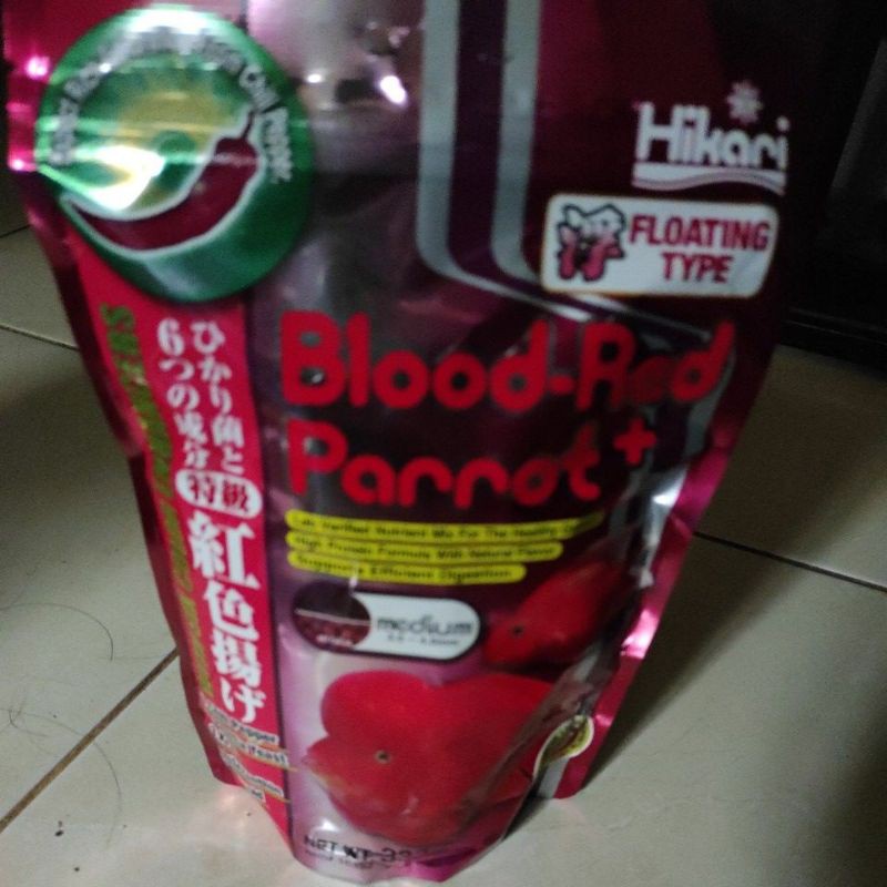 blood red Parrot +hikari