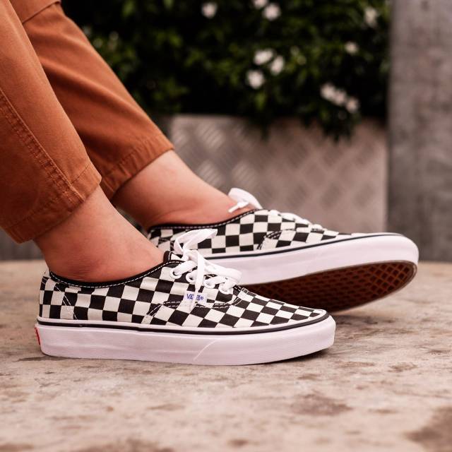 checkered authentic vans