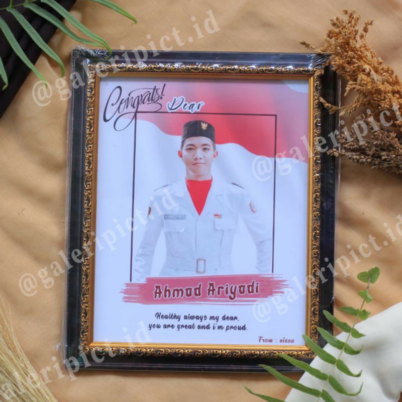 Termurah Foto Kado Custome Ucapan Desain dan Bingkai Ukuran 10R