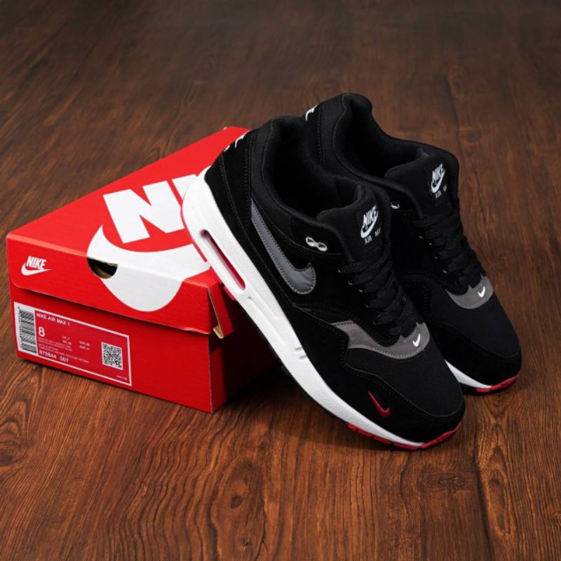 Nike Air Max 1 Black